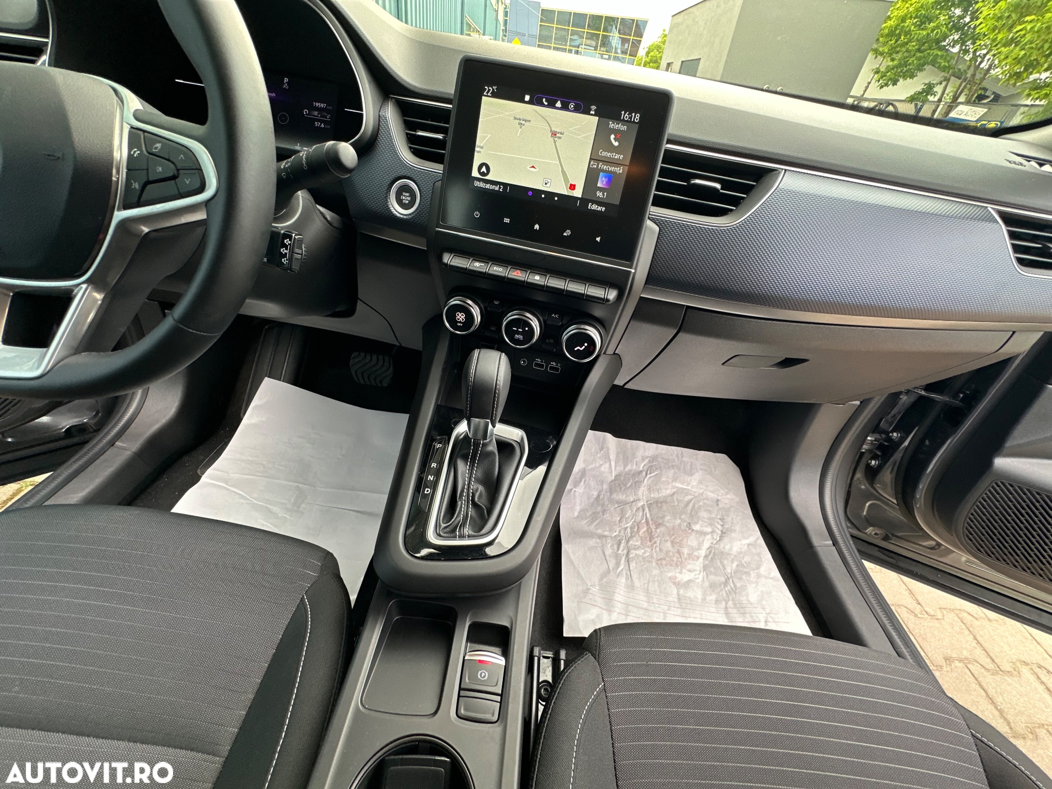 Renault Arkana MHEV 140 EDC Evolution - 27
