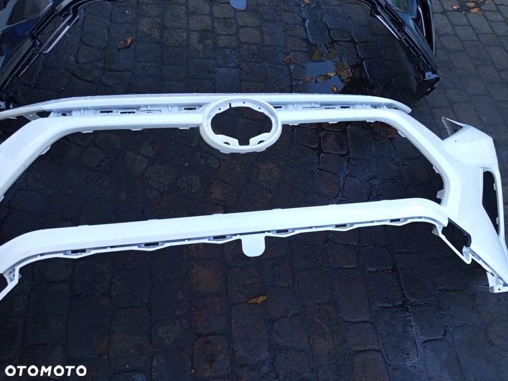 ZDERZAK PRZEDNI TOYOTA RAV4 IV 19- - 4