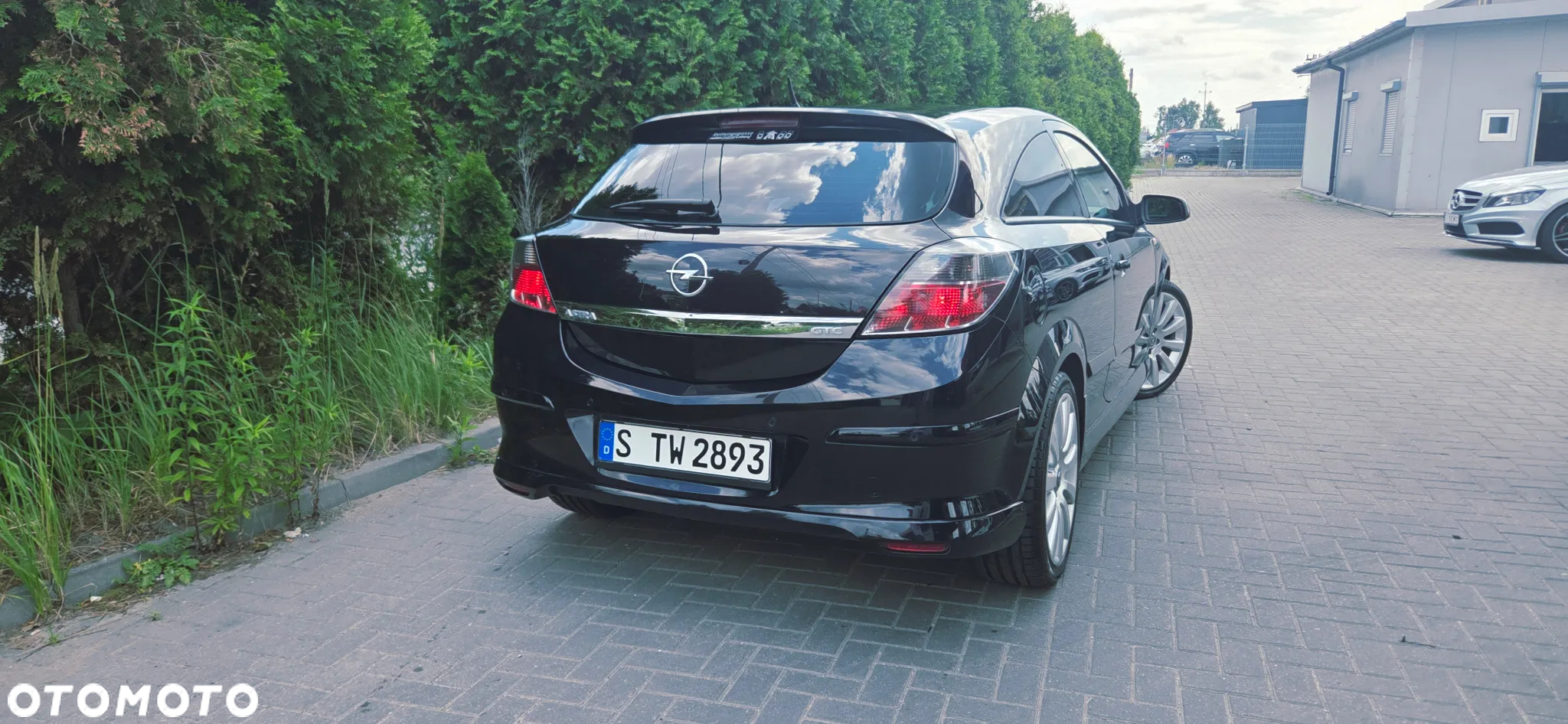 Opel Astra GTC 1.8 Cosmo - 14