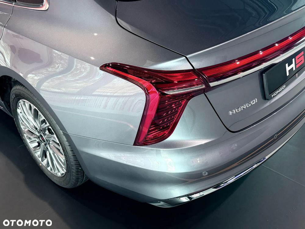 Hongqi H5 2.0T Deluxe - 6