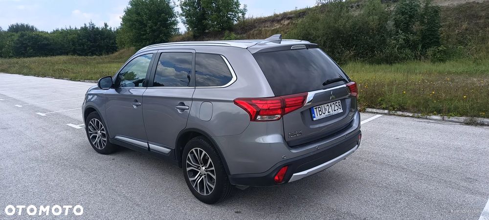 Mitsubishi Outlander 2.0 Intense + 4WD CVT - 3