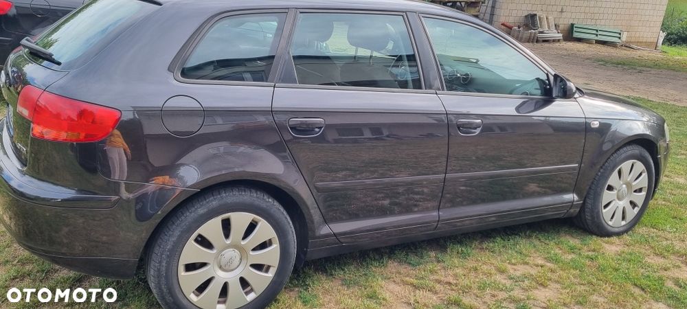 Audi A3 Sportback - 3