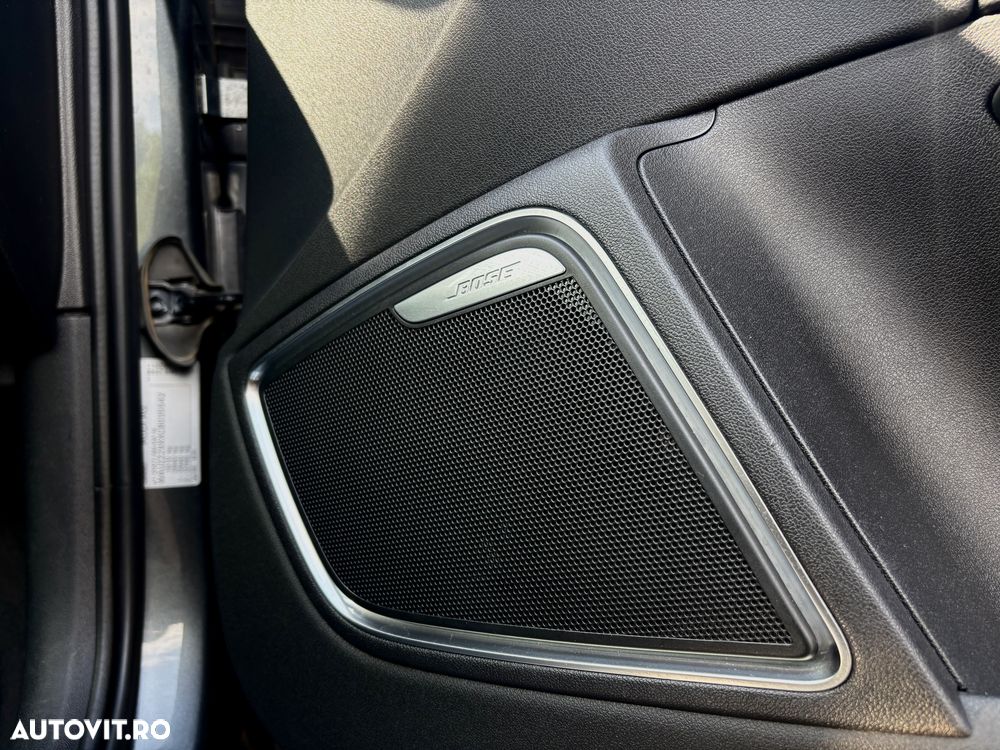 Audi A1 1.6 TDI Stronic Attraction - 12