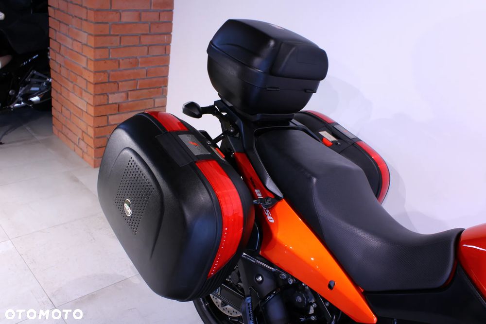 Suzuki DL - 19