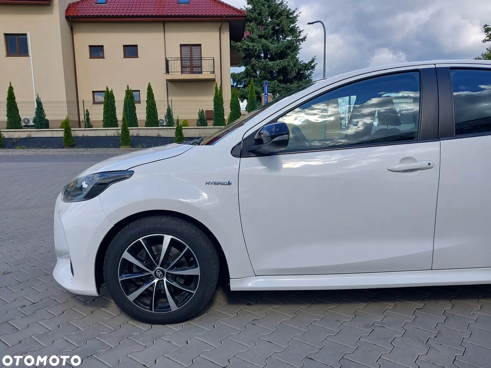 Toyota Yaris Hybrid 1.5 Comfort - 5