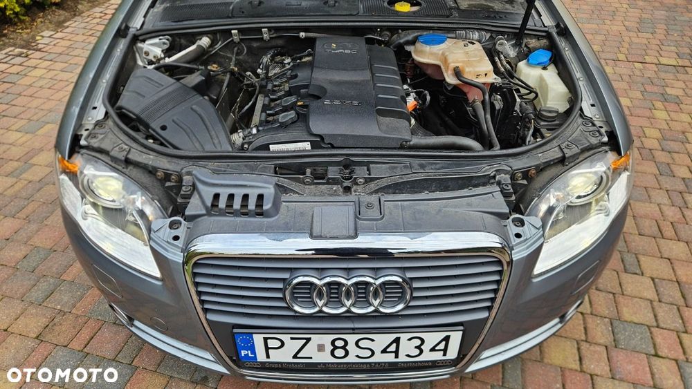 Audi A4 Avant 2.0T FSI Multitronic - 26