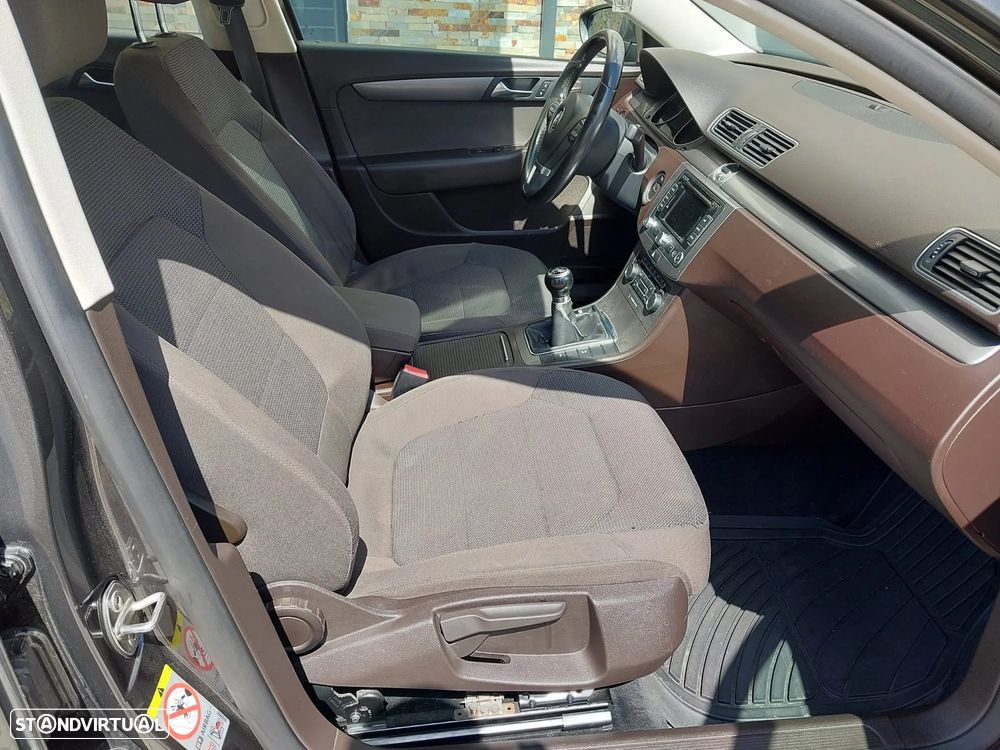 VW Passat Variant 2.0 TDI 4M Highline - 5