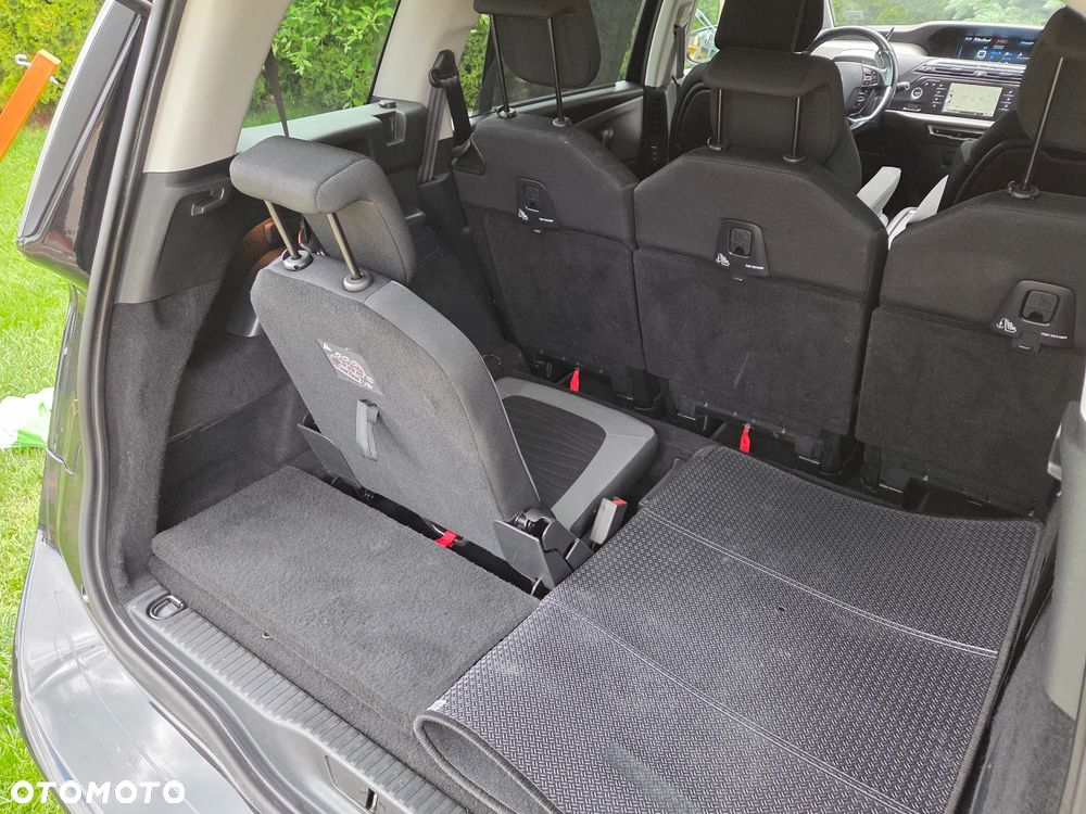 Citroën C4 Grand Picasso - 17