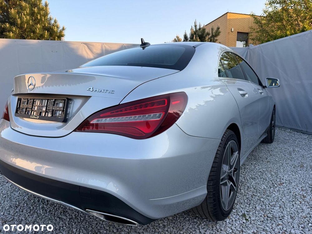 Mercedes-Benz CLA 250 4-Matic Sport - 17