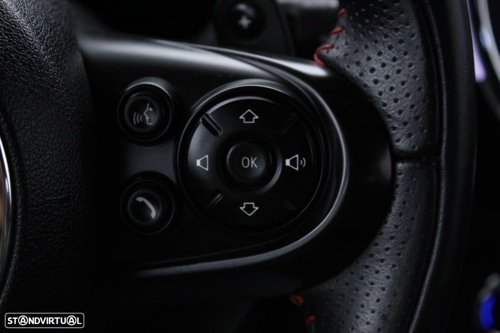 MINI 5 Portas Cooper S Auto - 23