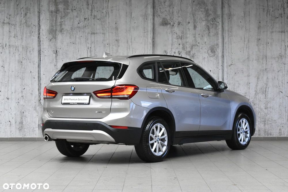 BMW X1 sDrive18i Advantage - 3