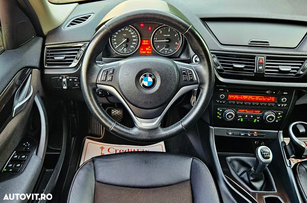 BMW X1 xDrive18d xLine - 17