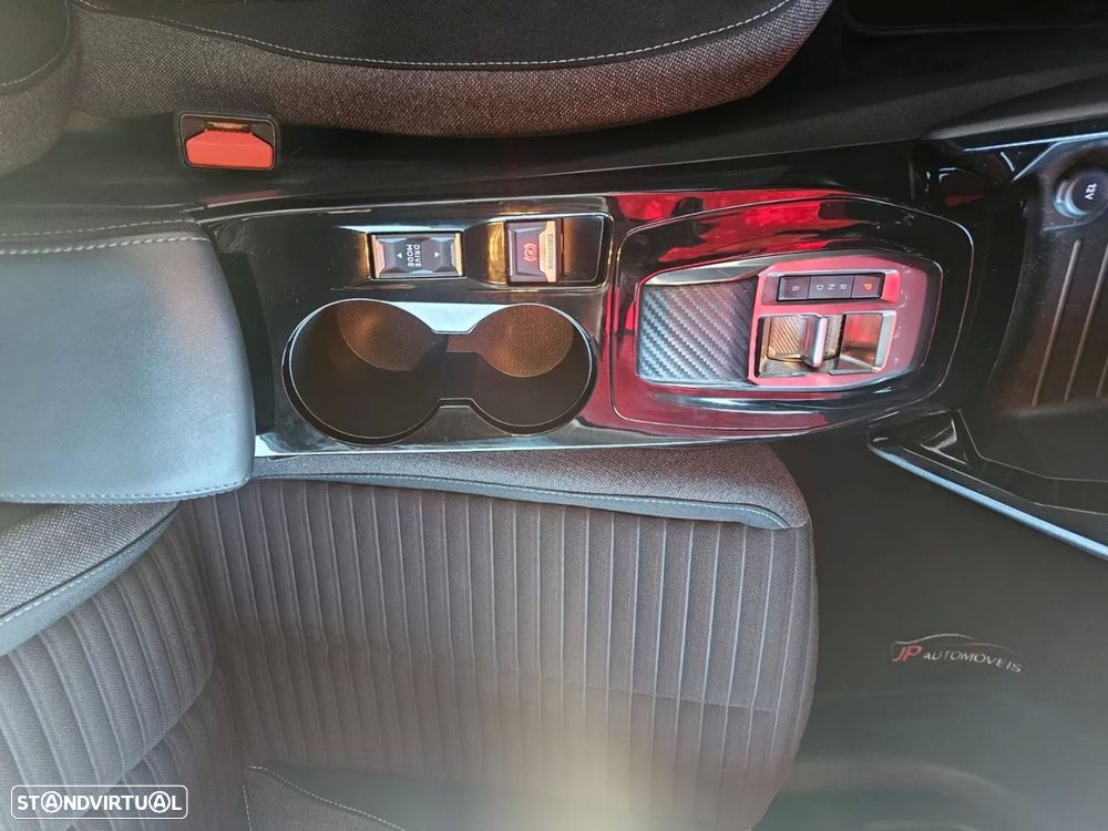 Peugeot e-208 50 kWh Style - 10