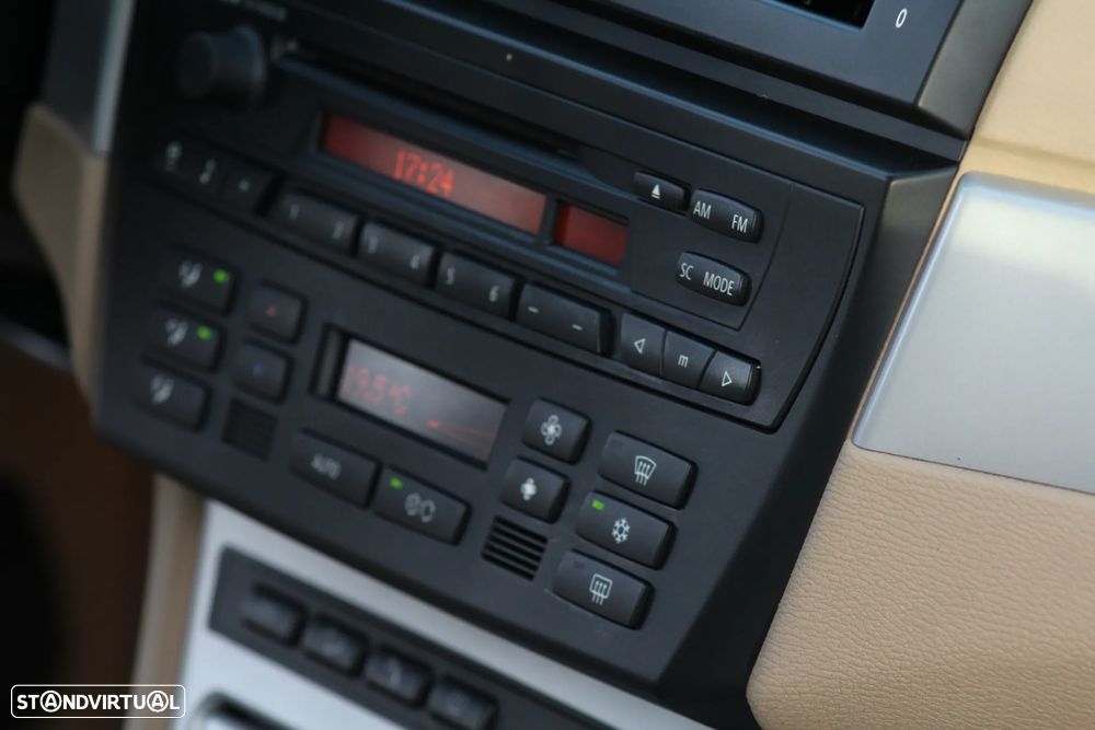 BMW X3 2.0 d LifeStyle - 33