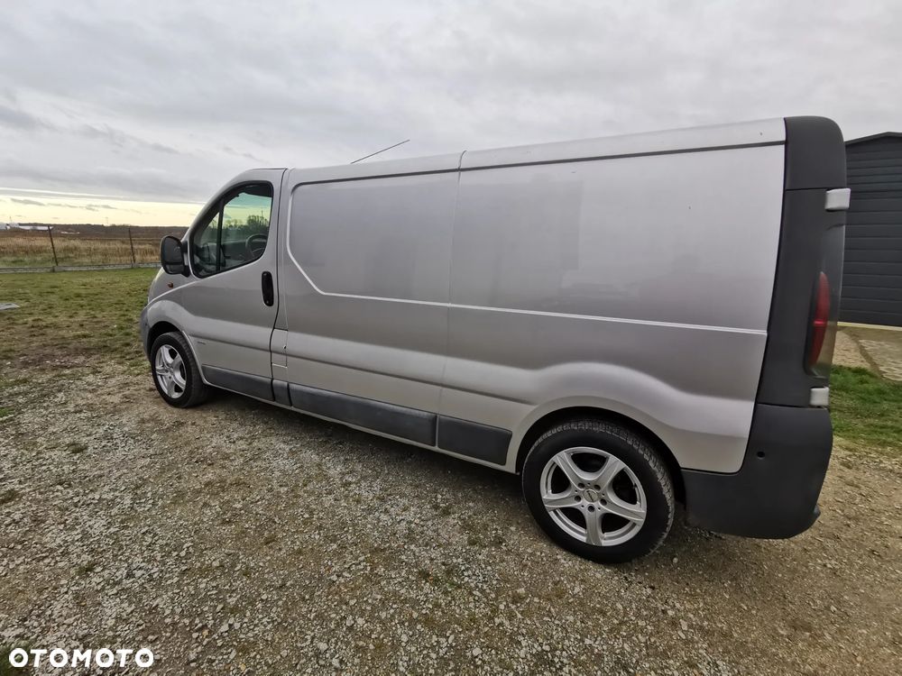 Opel Vivaro - 4