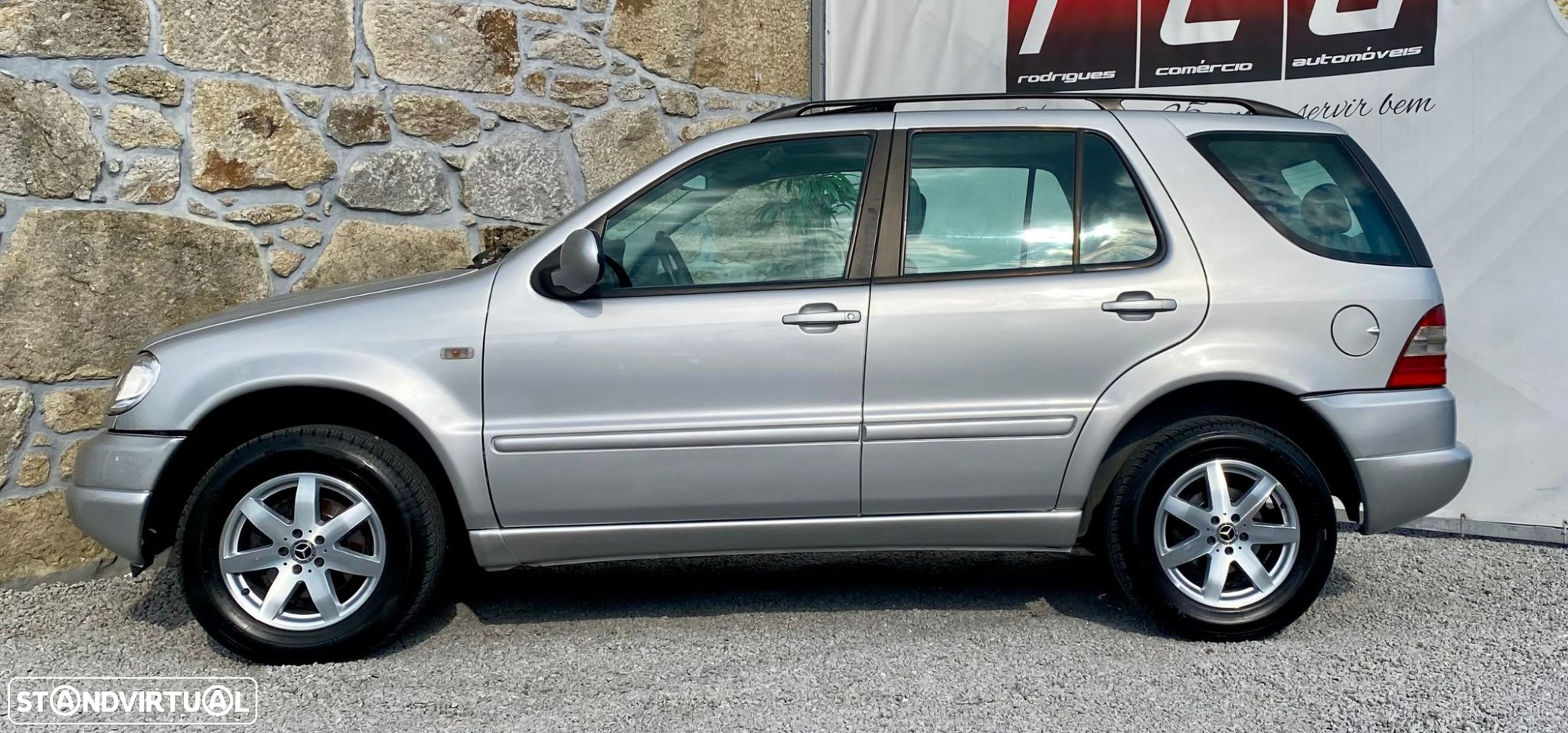 Mercedes-Benz ML 270 - 29