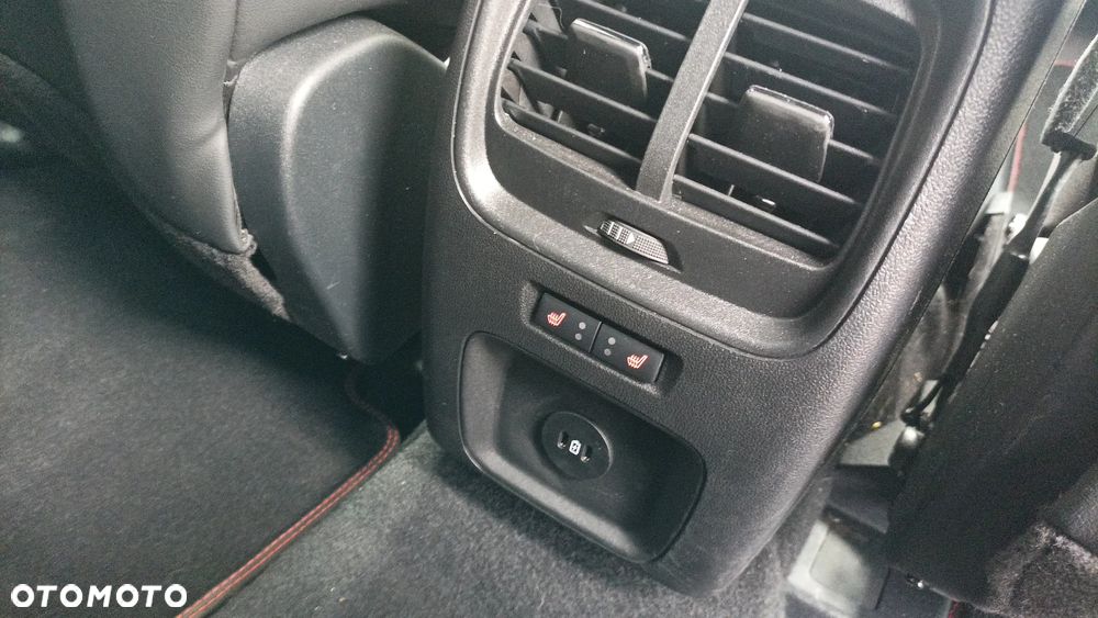 Ford Kuga 2.5P PHEV FWD ST-Line X - 14