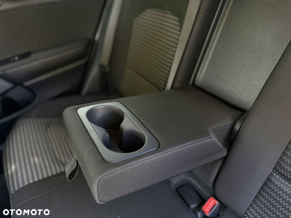 Kia Ceed - 15
