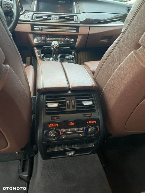 BMW Seria 5 535d xDrive - 3