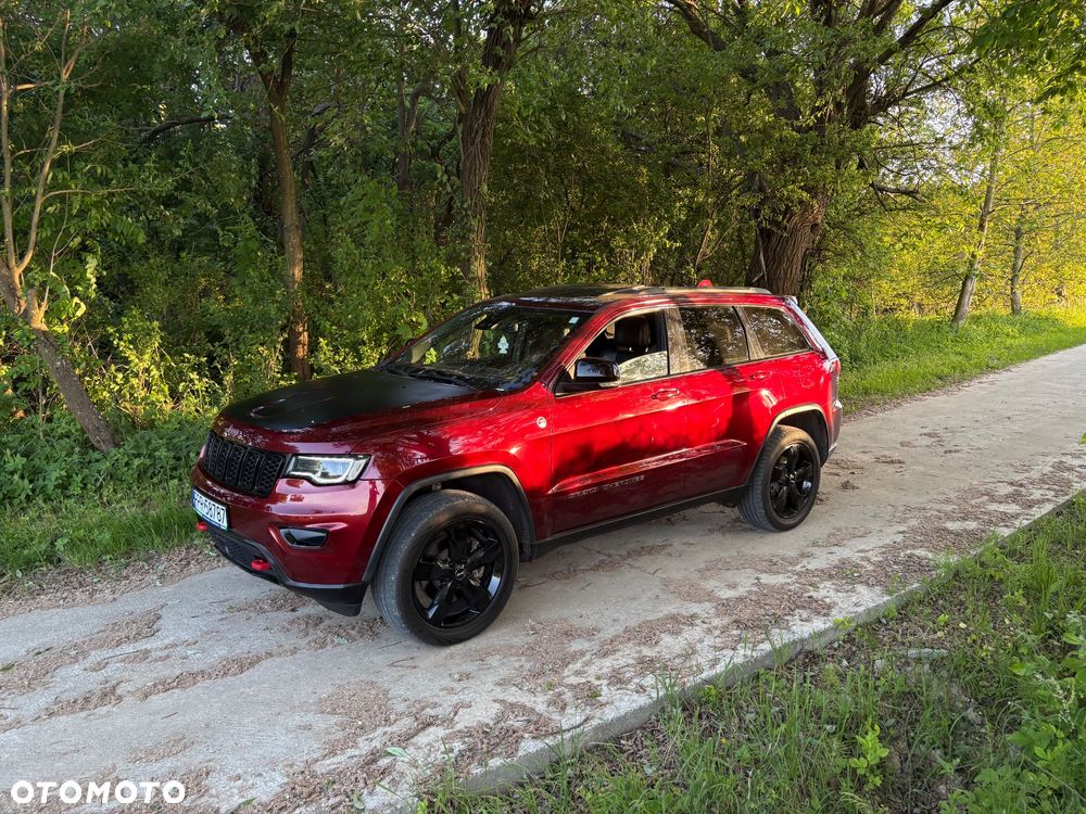 Jeep Grand Cherokee - 39