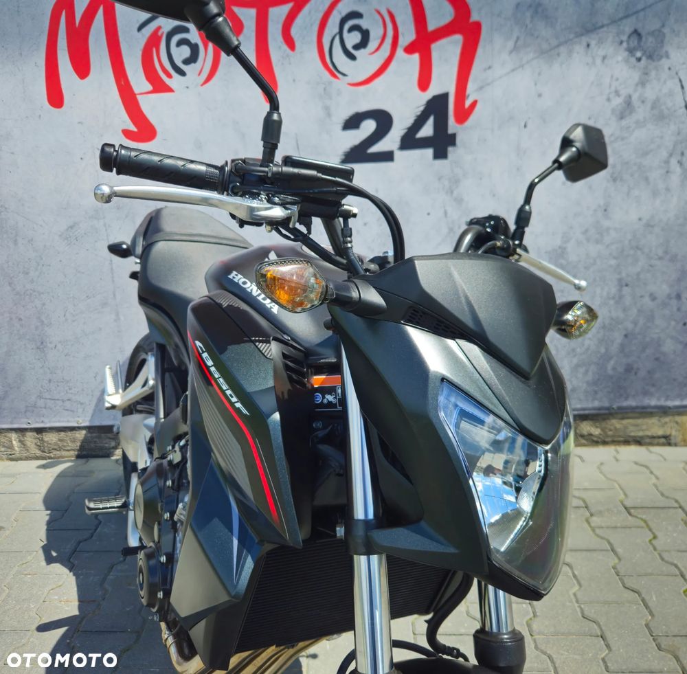Honda CB - 24