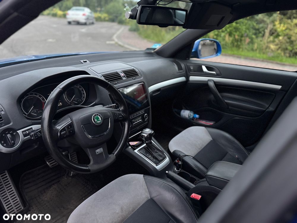 Skoda Octavia 2.0 TDI DPF RS DSG - 5