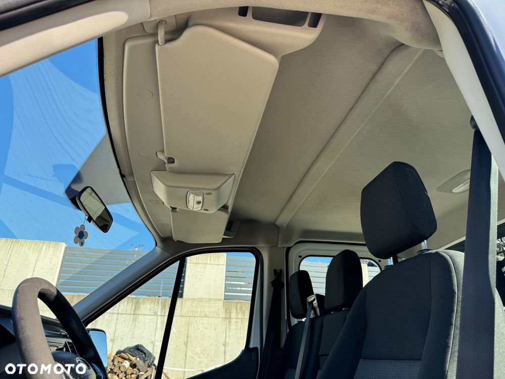 Ford Transit - 9