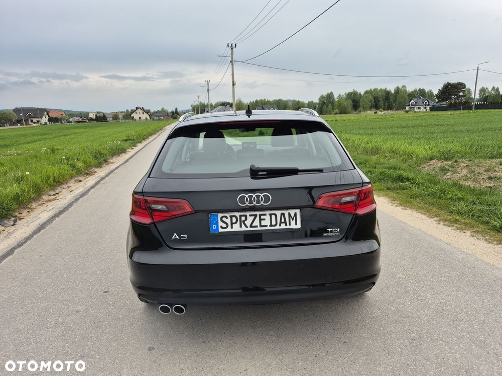 Audi A3 Sportback 2.0 TDI (clean diesel) quattro S line Sportpaket - 5