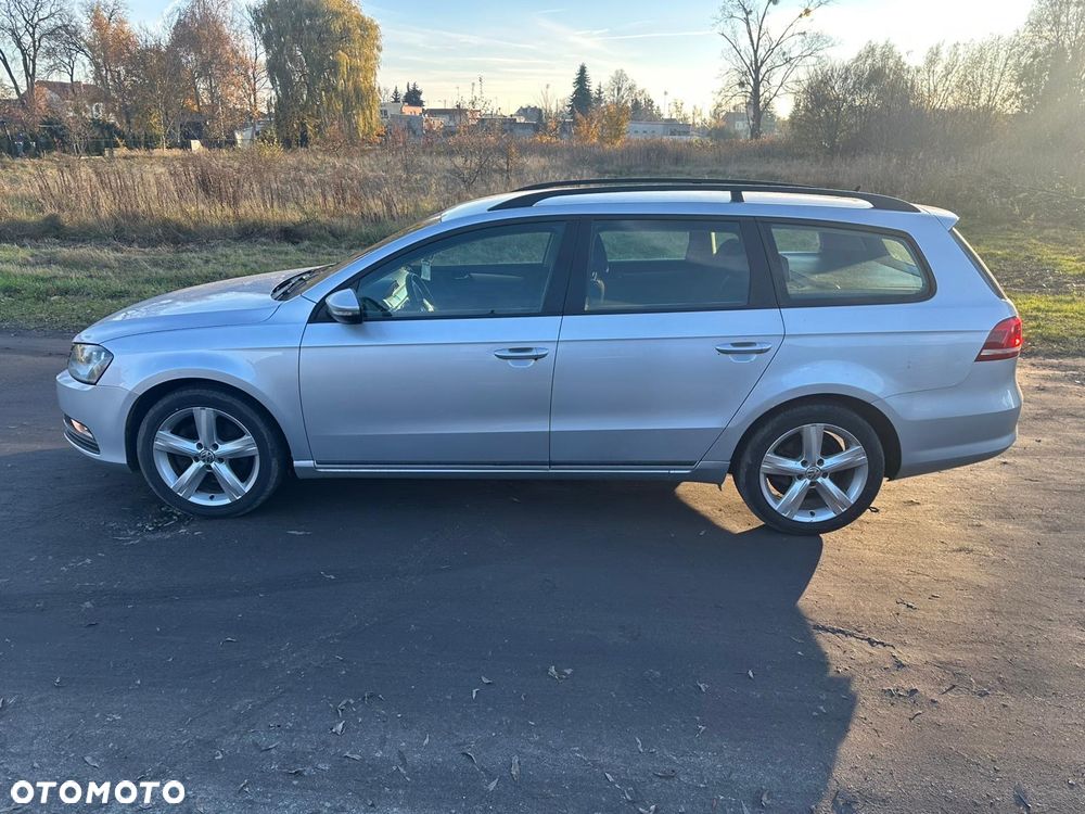 Volkswagen Passat 2.0 TDI Comfortline DSG - 3