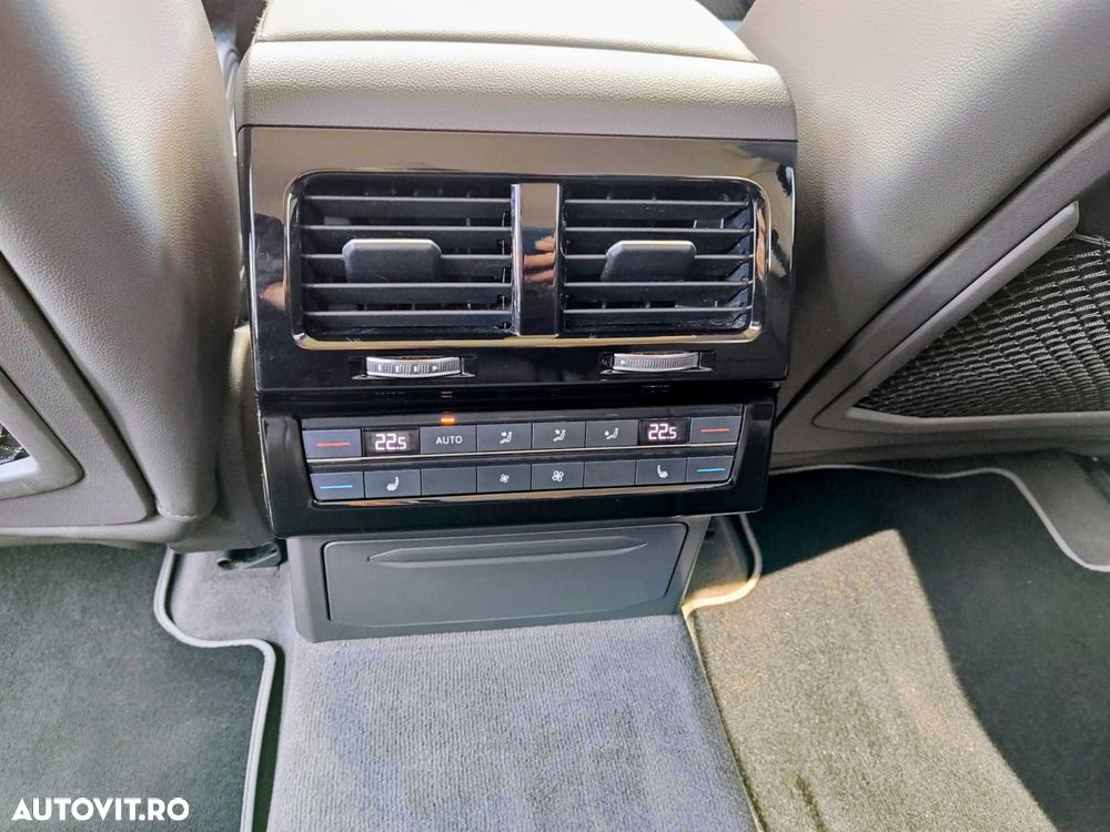 Volkswagen Touareg 3.0 V6 TDI 4Motion DPF Automatik Atmosphere - 8