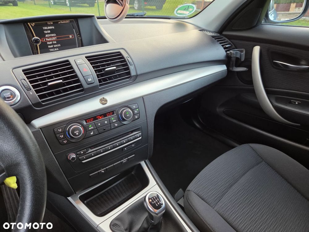 BMW Seria 1 116i - 21