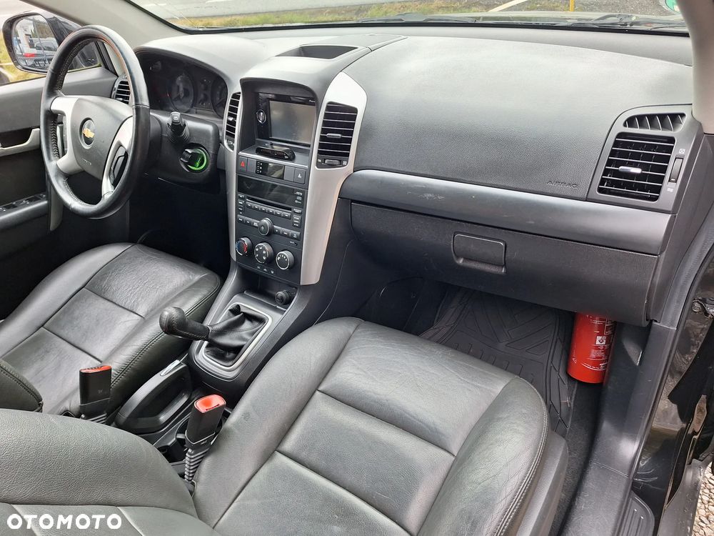 Chevrolet Captiva - 22