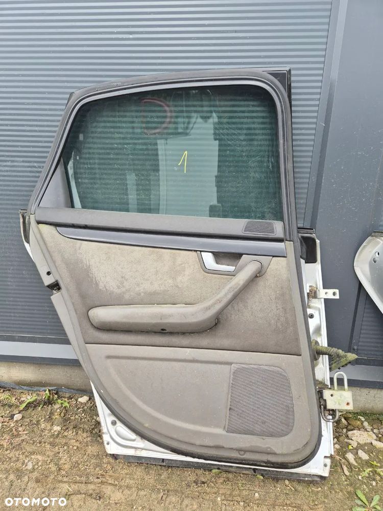DRZWI AUDI A4 B6 - 16