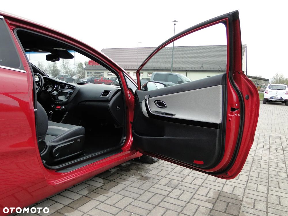 Kia ProCeed 1.6 GDI DCT Spirit - 18