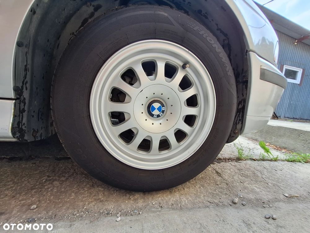 BMW Seria 5 - 24