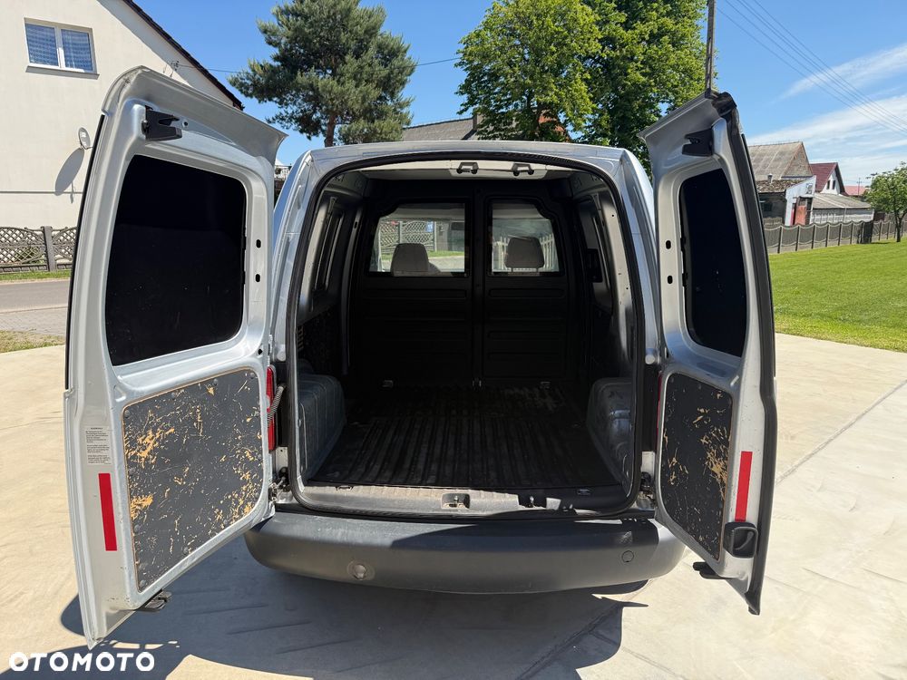 Volkswagen Caddy - 10