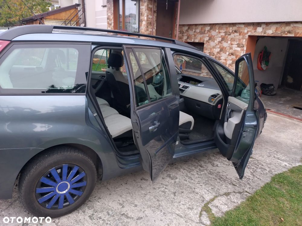 Citroën C4 Picasso - 10