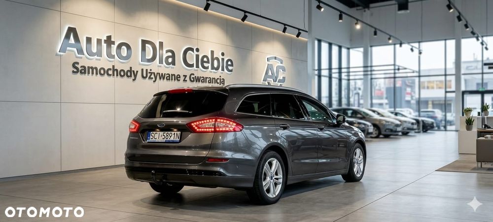 Ford Mondeo 2.0 EcoBlue Titanium - 28