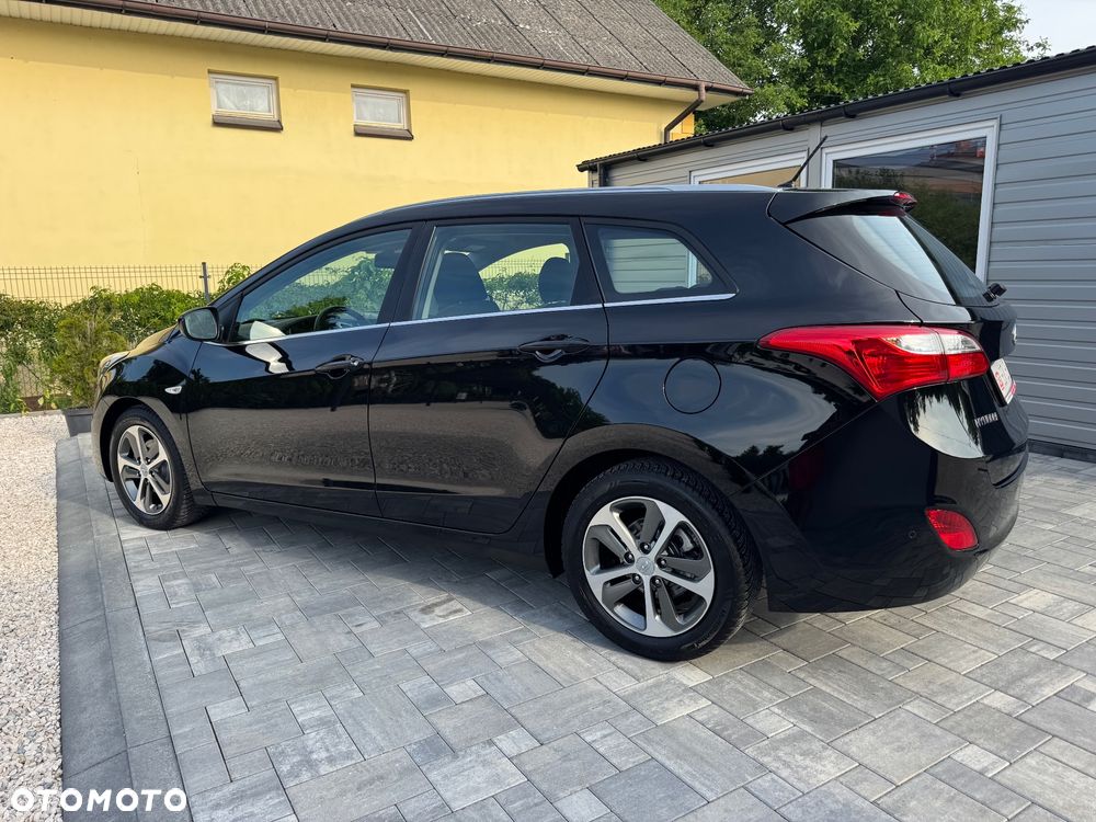 Hyundai i30 1.4 BlueDrive Run - 6
