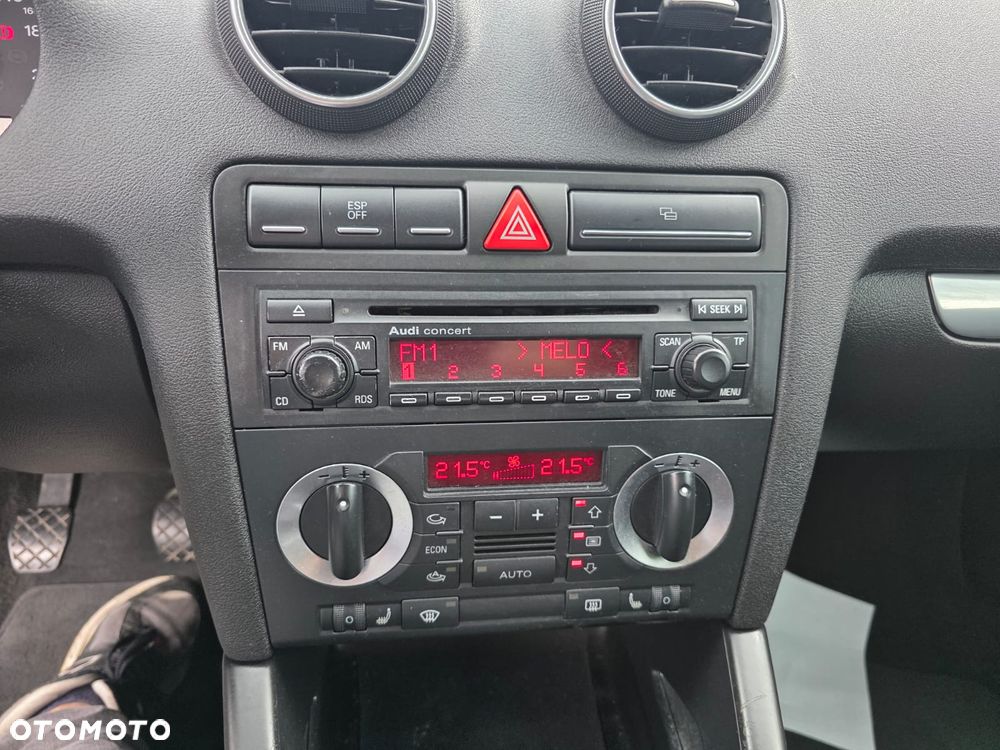 Audi A3 Sportback 2.0 FSI Ambiente - 7