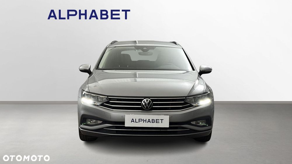 Volkswagen Passat Variant 1.5 TSI EVO Business DSG - 9