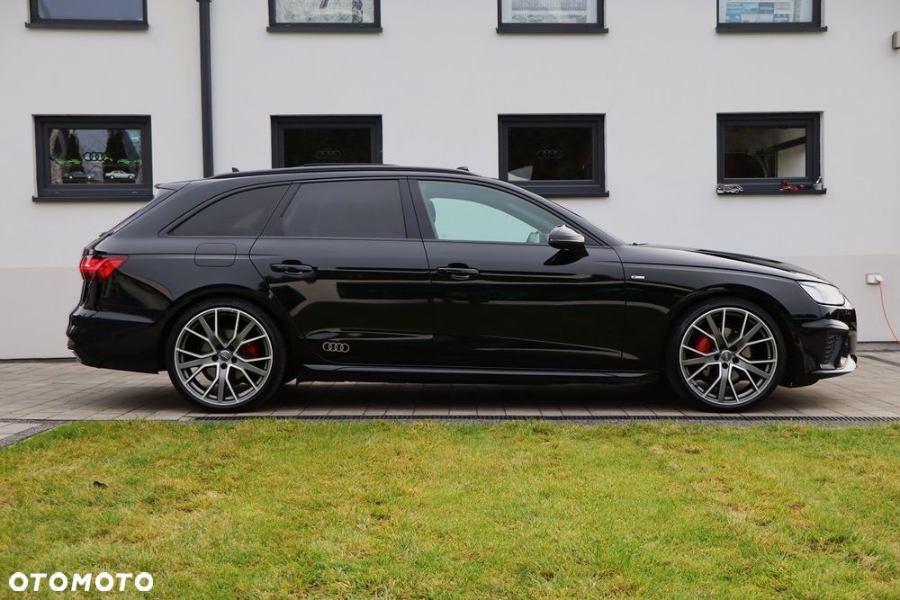 Audi A4 Avant 40 TDI quattro S tronic S line - 13