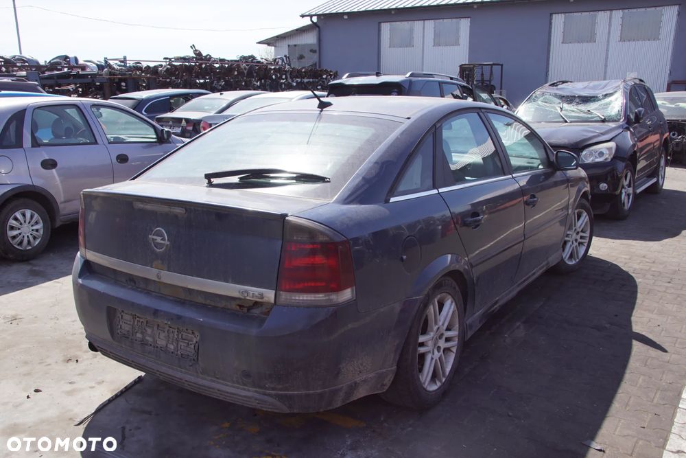 Auto na części - Opel Vectra C 2.2 DTI 125 KM Y22DTR F35 36U 2002R Silnik Skrzynia Drzwi Maska Błotnik Klapa Zderzak Lampa Klamka Lusterko Szyba Deska Kokpit Sterownik Moduł Czujnik Licznik Wyświetlacz Panel Kierownica - 4