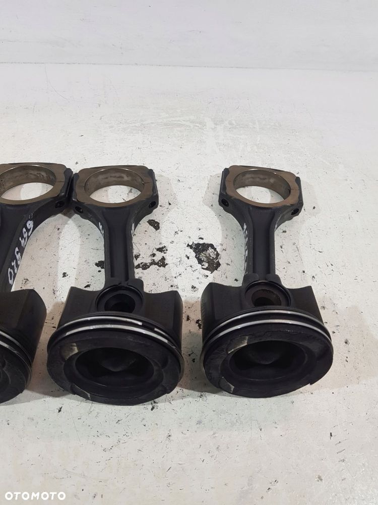 tłok korbowód 082318 mercedes w213 w205 2.0 cdi 654920 - 4
