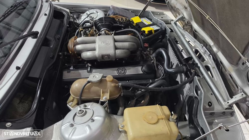 BMW 323 - 24