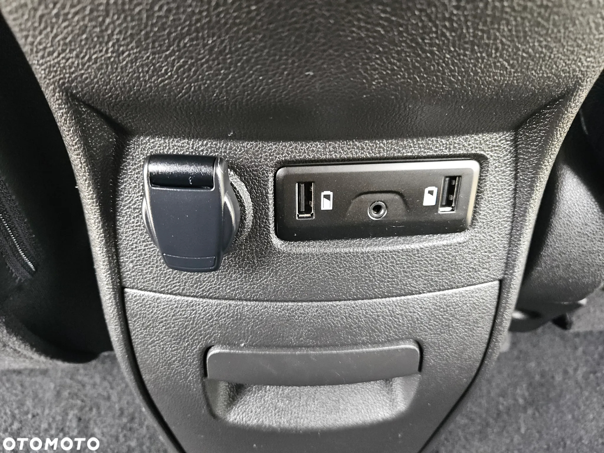 Renault Scenic ENERGY dCi 160 EDC BOSE EDITION - 24