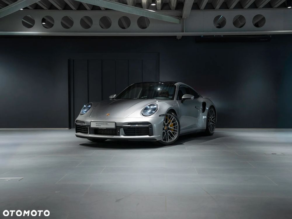 Porsche 911 Turbo S - 1