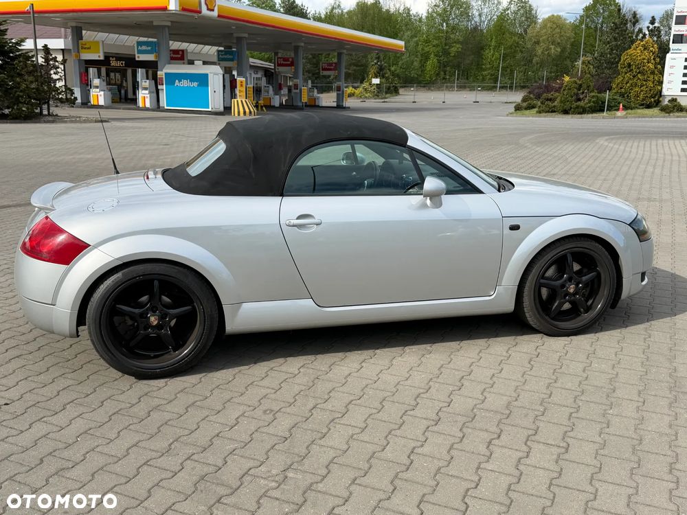 Audi TT Roadster 1.8 T - 12