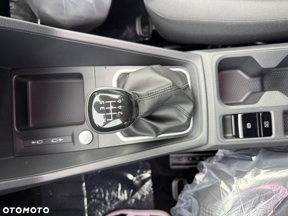 Volkswagen Caddy - 9