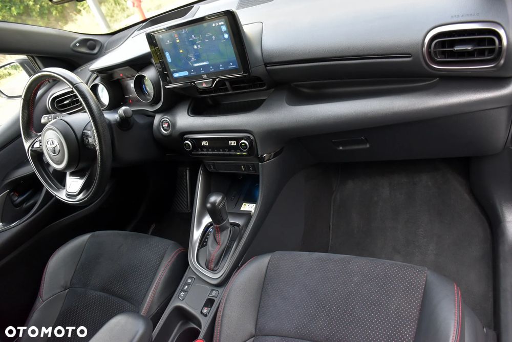 Toyota Yaris Hybrid 1.5 GR Sport - 20